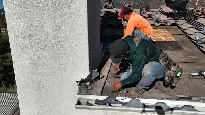 Southern California roofing estimate hero image four